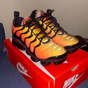 Nike Air VaporMax Plus Sunset